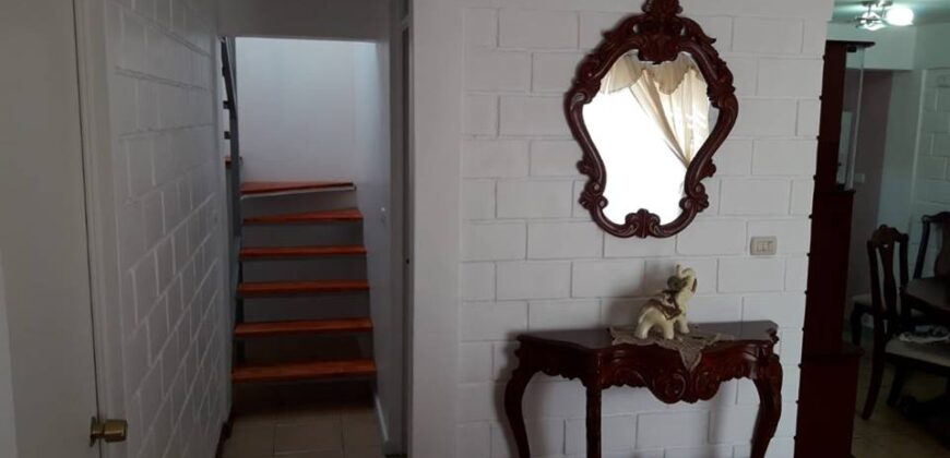 Se arrienda casa