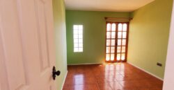 Se vende linda casa esquina