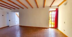 Se vende linda casa esquina