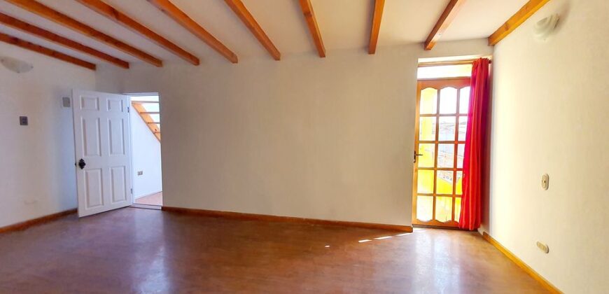 Se vende linda casa esquina