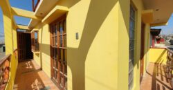 Se vende linda casa esquina