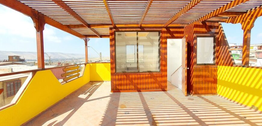 Se vende linda casa esquina