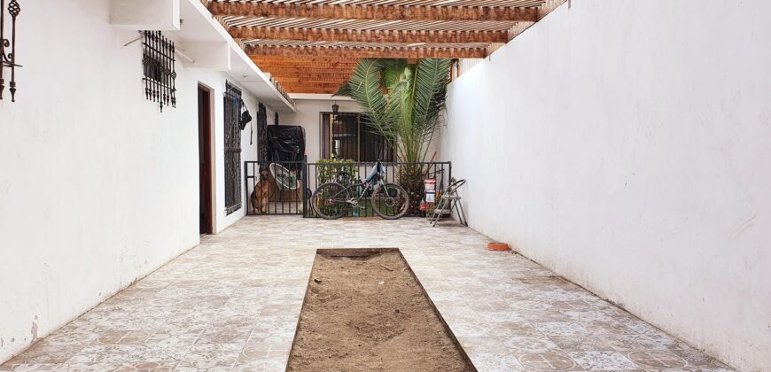 Espectacular casa V. Industrial