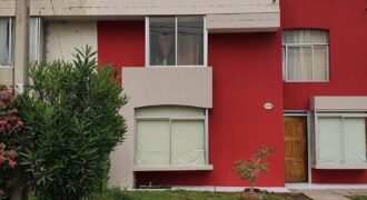 Bella casa en Condominio