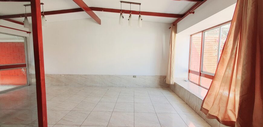 SE VENDE CASA SECTOR RESIDENCIAL