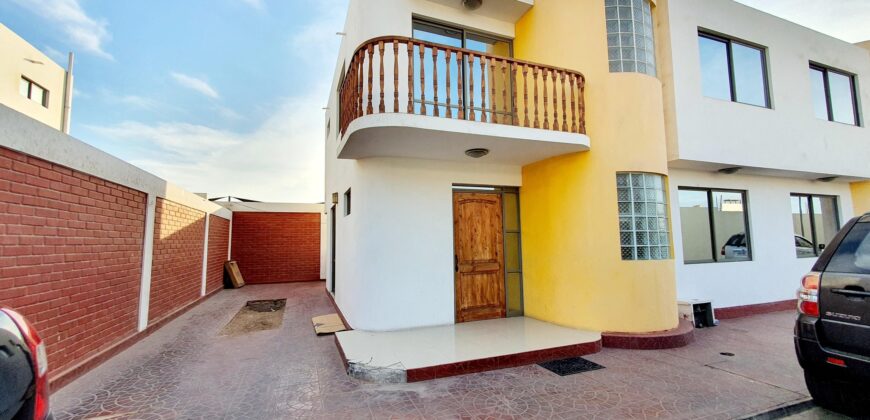 Linda casa en Condominio