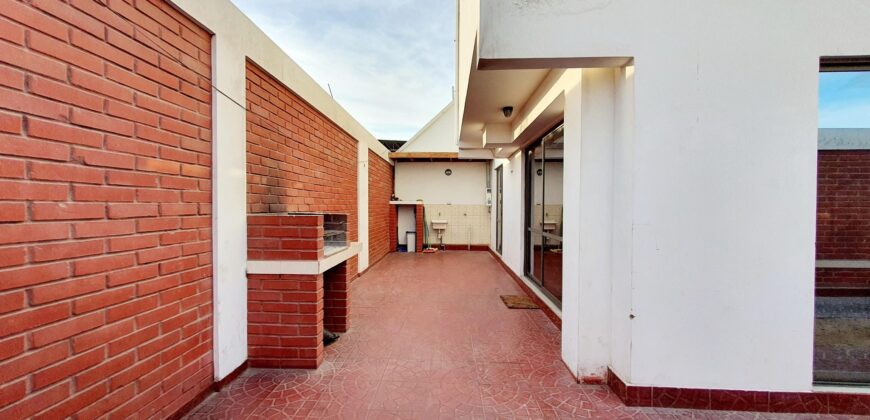 Linda casa en Condominio