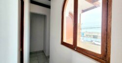 Excelente Casa Esquina