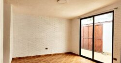 Excelente Casa Esquina