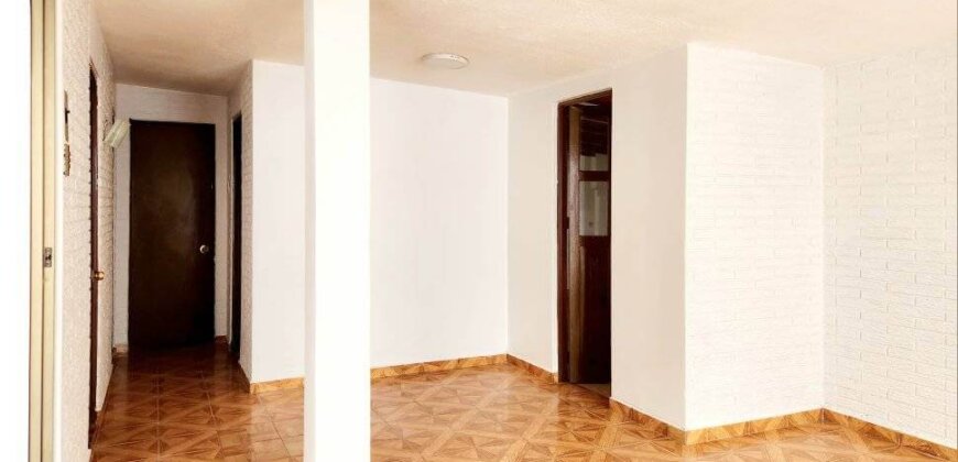 Excelente Casa Esquina