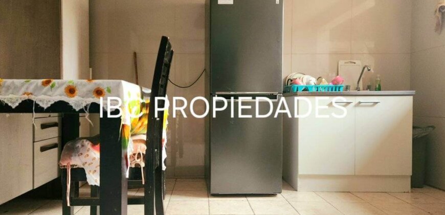CASA CON LOCAL COMERCIAL