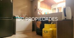 CASA CON LOCAL COMERCIAL