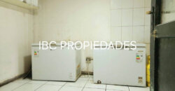 CASA CON LOCAL COMERCIAL