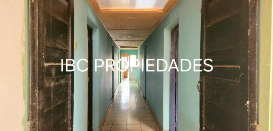 CASA CON LOCAL COMERCIAL