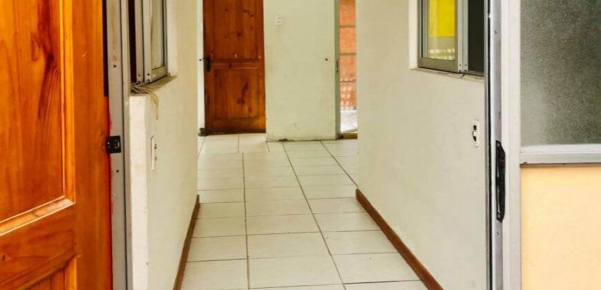 VENTA CASA SÓLIDA