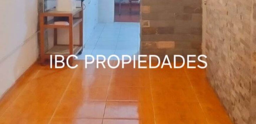 SE ARRIENDA CASA