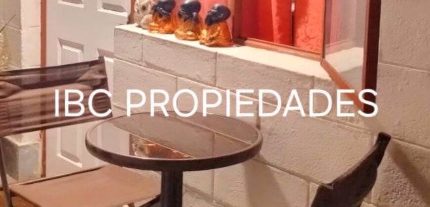 SE ARRIENDA CASA
