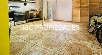 SE VENDE CASA SÓLIDA