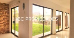 SE VENDE CASA AZAPA