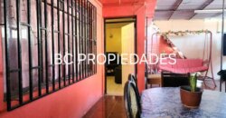 SE VENDE CASA 18 DE SEPT.