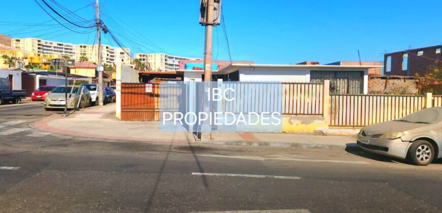 SE VENDE CASA MAGISTERIO 475M2