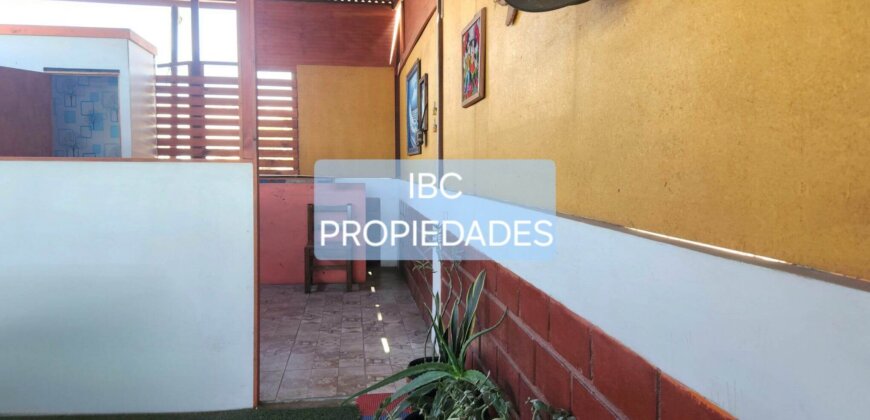SE VENDE CASA CON L. COMERCIAL