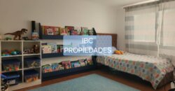 SE VENDE CASA 2 PISOS