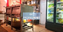 SE VENDE CASA CON L. COMERCIAL