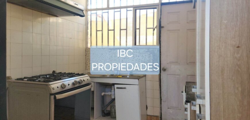 SE VENDE CASA MAGISTERIO 475M2