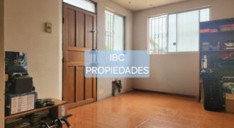 SE VENDE CASA P. JUAN NOÉ