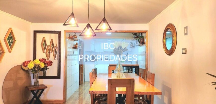 SE ARRIENDA CASA 2 PISOS
