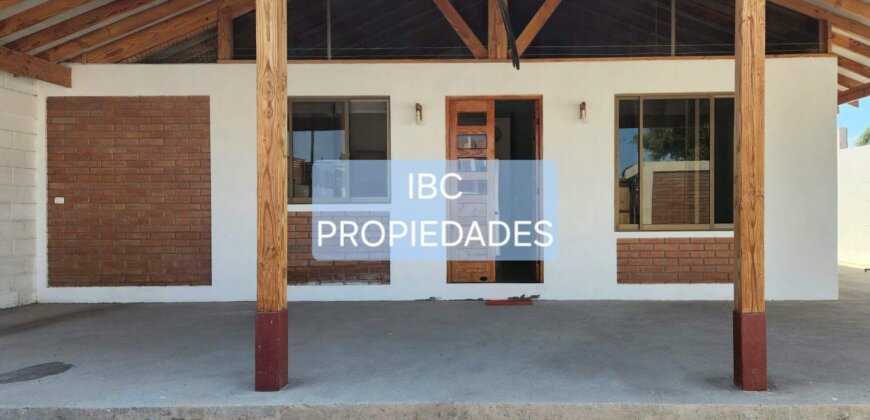 SE ARRIENDA CASA EN K1 DE AZAPA