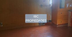 SE VENDE CASA A PASOS DE A. LOA