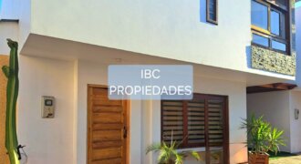 SE ARRIENDA CASA C. GINEBRA
