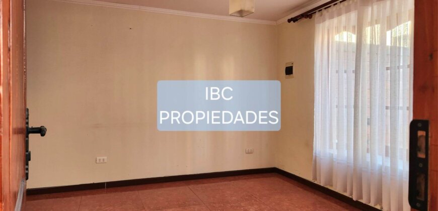 SE VENDE CASA EN VILLA MILITAR