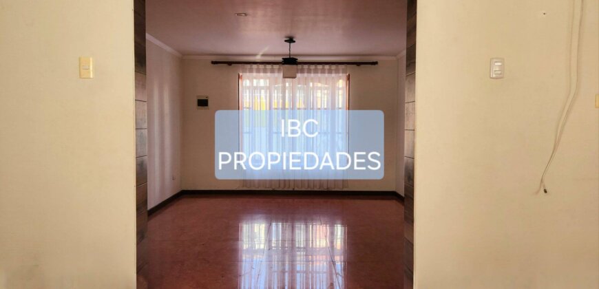 SE VENDE CASA EN VILLA MILITAR