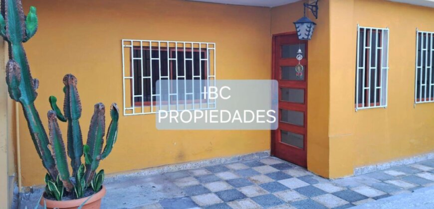 SE ARRIENDA CASA EN 18 DE SEPTIEMBRE