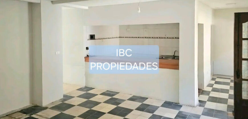 SE ARRIENDA CASA EN 18 DE SEPTIEMBRE