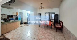 SE VENDE CASA PROYECCIÓN