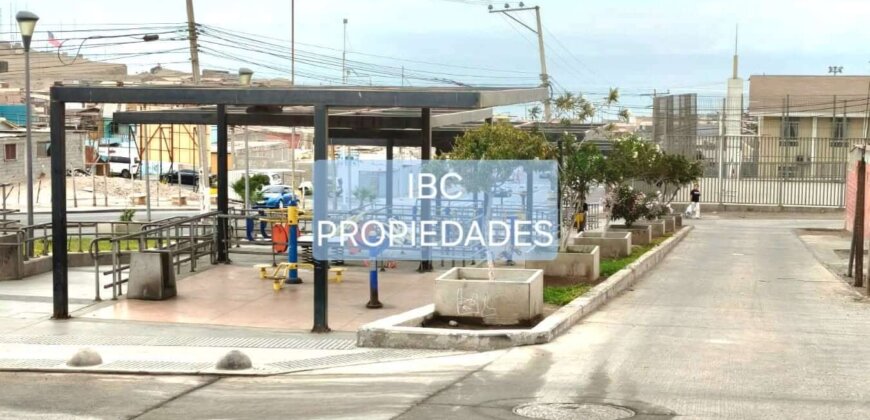 SE ARRIENDA CASA ESQUINA