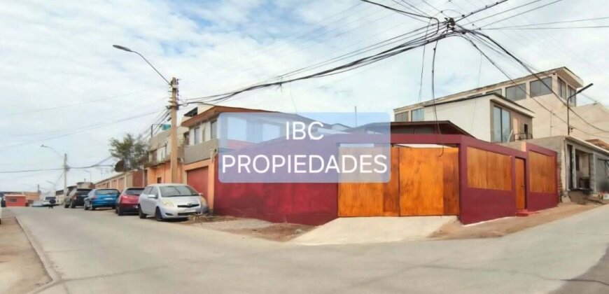 SE ARRIENDA CASA ESQUINA