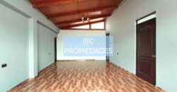 SE ARRIENDA CASA ESQUINA